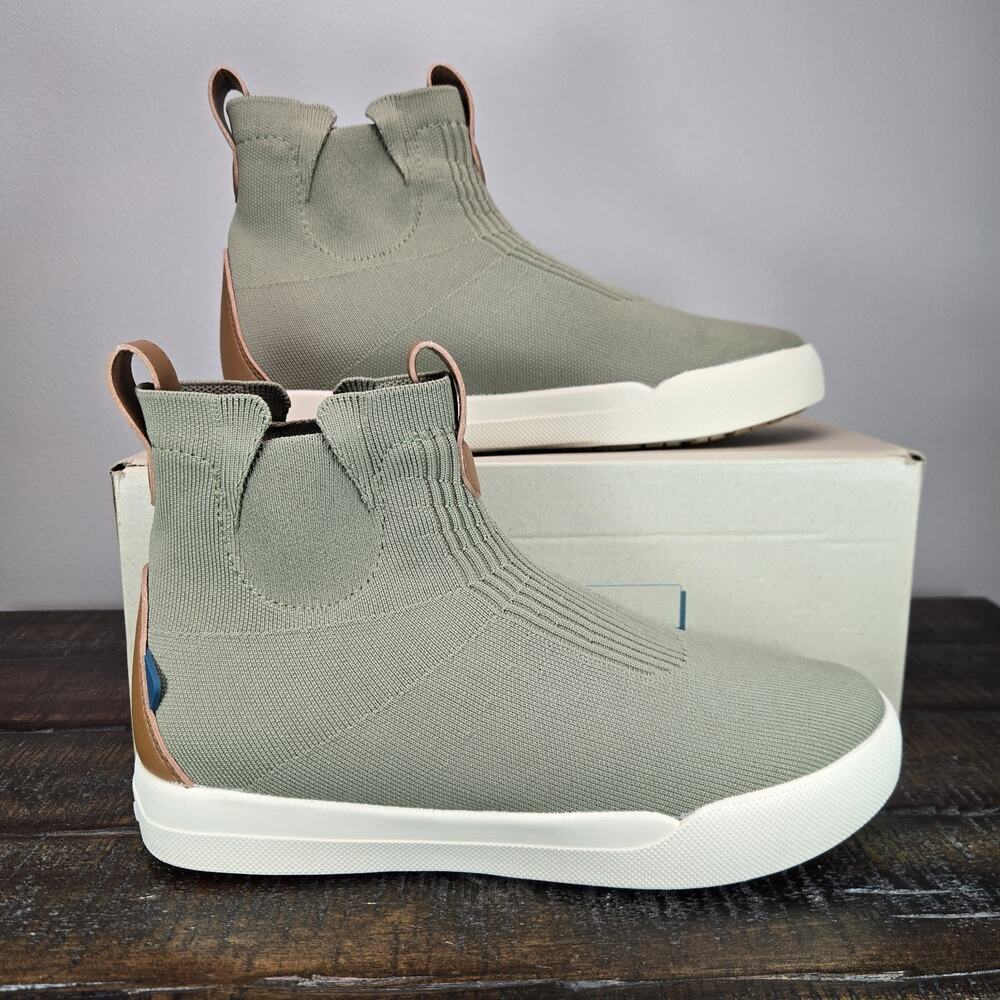 Vessi Weekend Chelsea Mens Size 7 Waterproof Shoes Olive Green on Off White